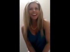 Solo in toilet of a distinguished restaurant